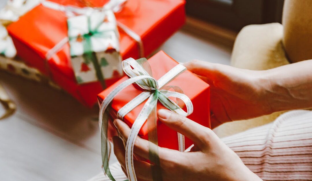 découvrez l'importance du don et comment il transforme des vies grâce à des actions solidaires et généreuses.