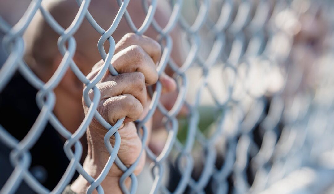 découvrez l'importance des limites personnelles pour améliorer vos relations, protéger votre bien-être et renforcer votre confiance en vous.