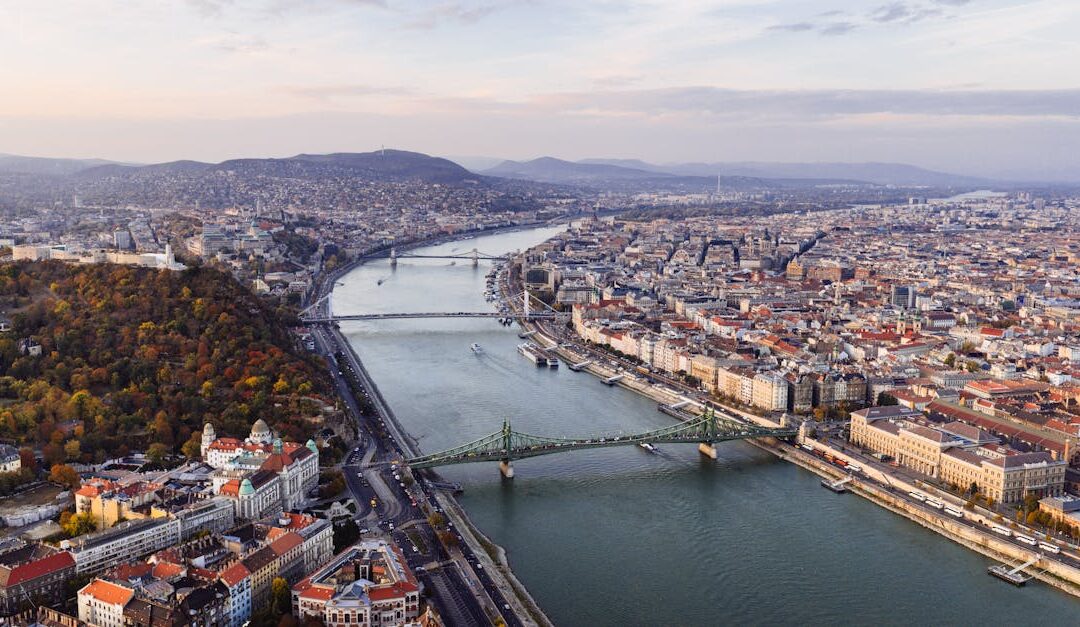 prévisions astrologiques : découvrez les tendances et influences des astres pour mieux planifier votre avenir.