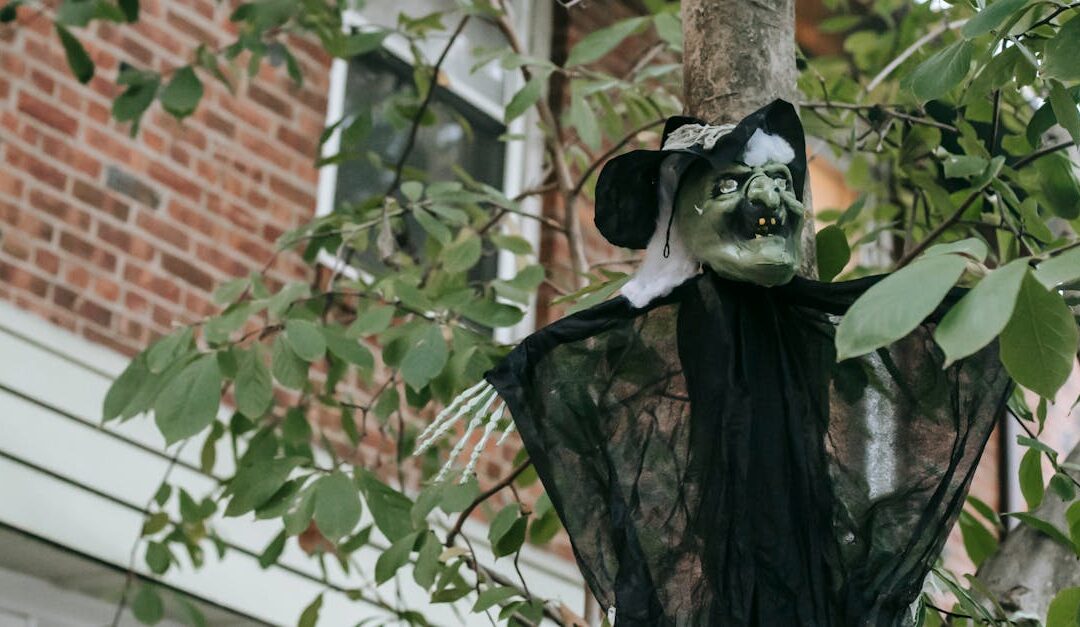 Découvrez le symbole mystique qui dévoile l&rsquo;essence de votre âme selon votre mois de naissance